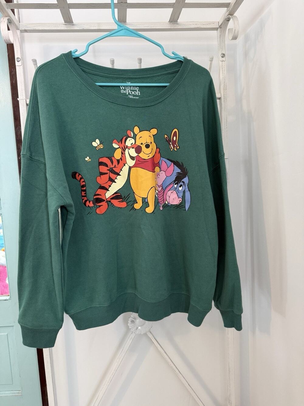 Winnie the pooh green sweater Disney Lg
